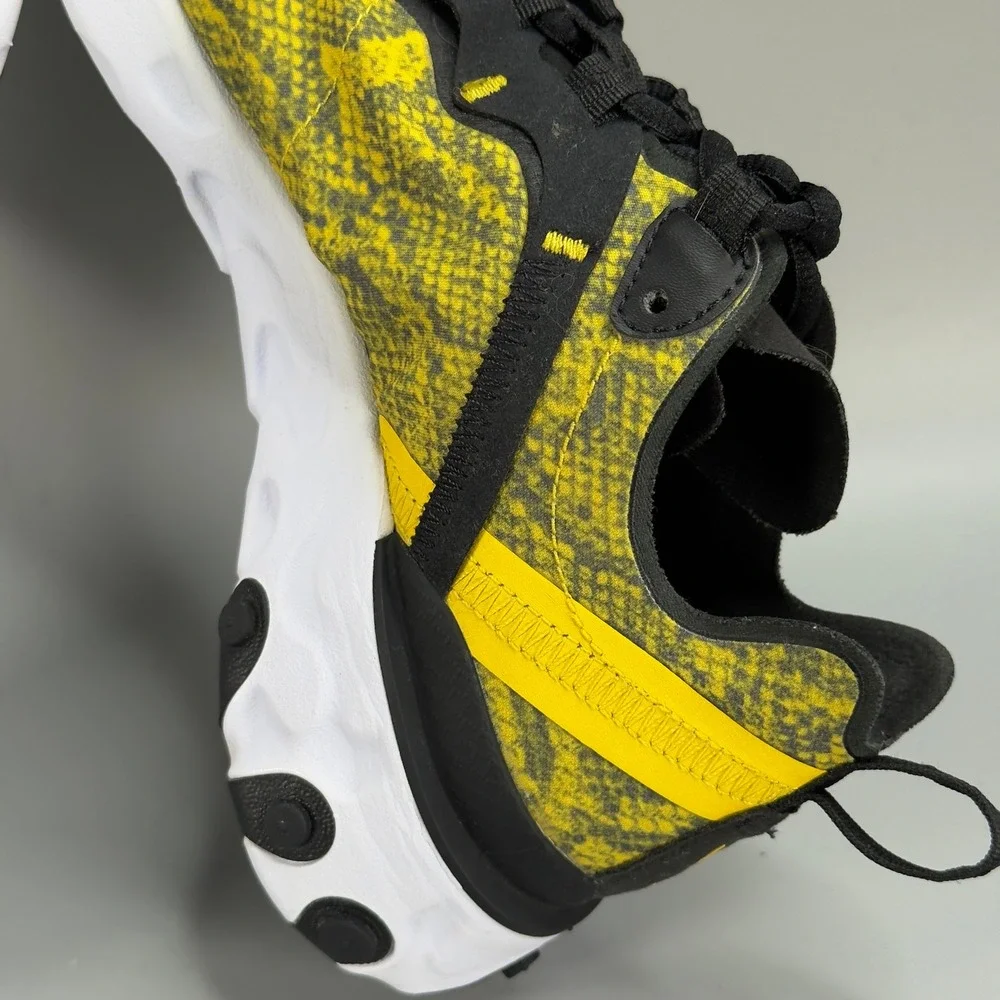 Nike React Element 55 Womens 7 Running Shoe Yellow Black White Snakeskin Sneaker